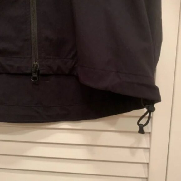 South2 West8 Cropped Sleeve Jacket - Picture 4 of 5